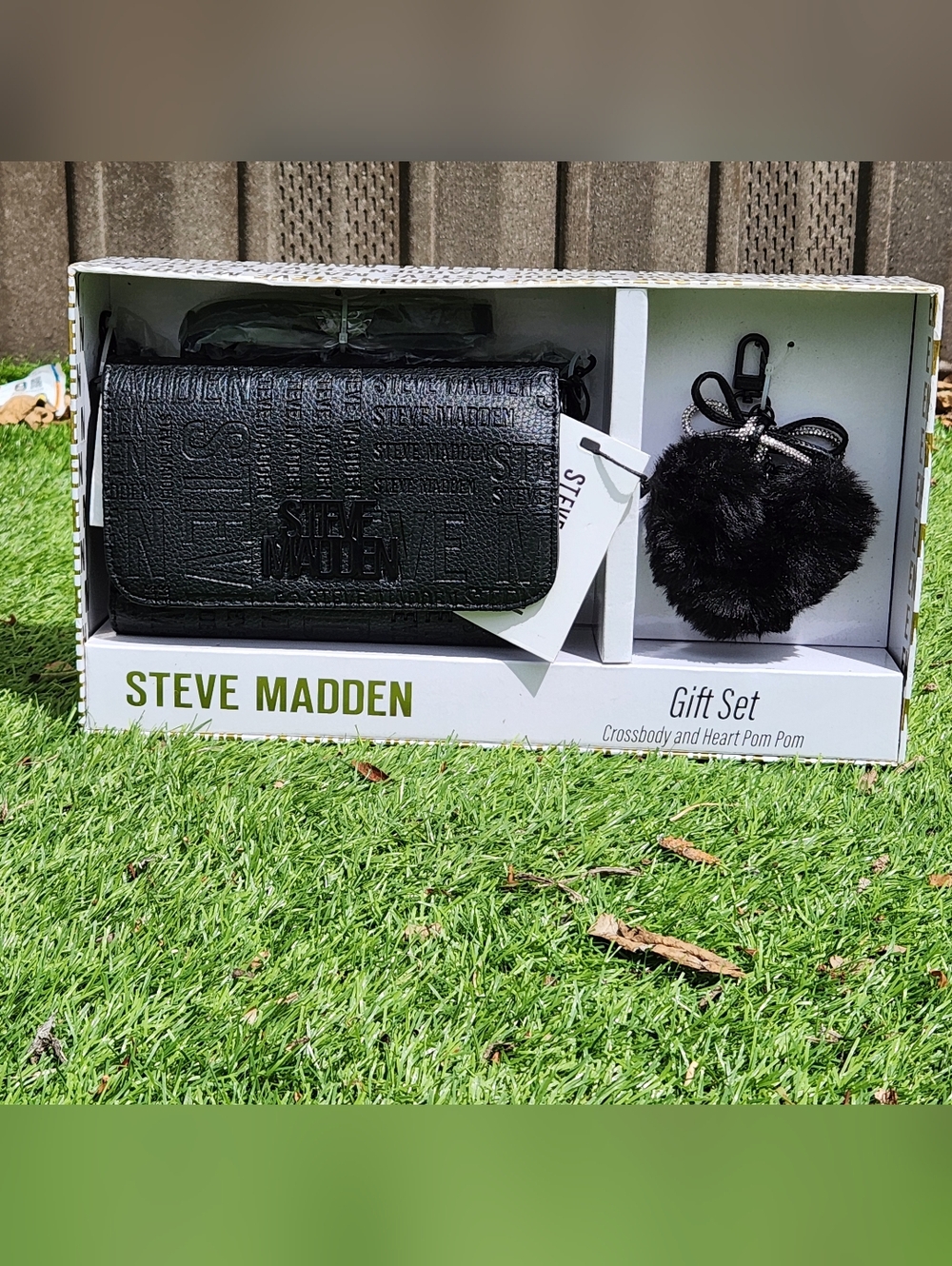 NWT Steve Madden Black Textured Crossbody Wallet with Pom Keychain